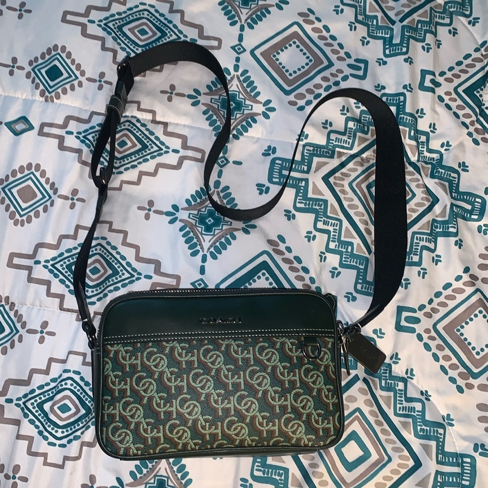 Graham Crossbody In Signature Canvas